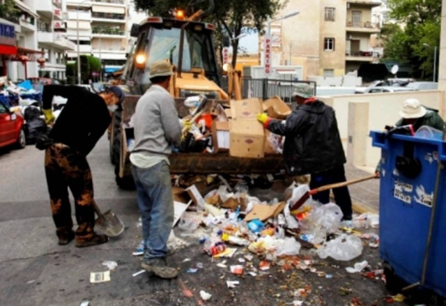Έκτακτο δημοτικό συμβούλιο για το θέμα των σκουπιδιών