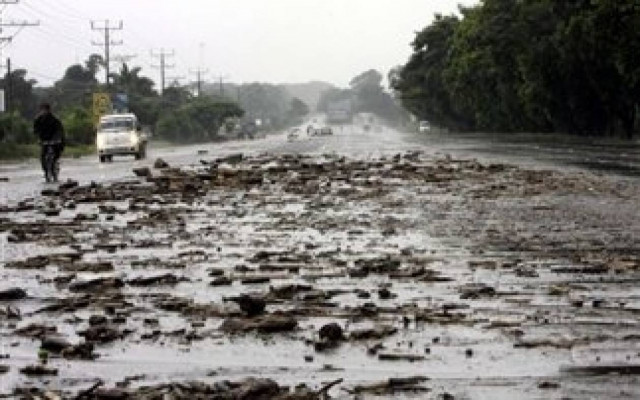 Οι πλημμύρες άφησαν πίσω 66 νεκρούς