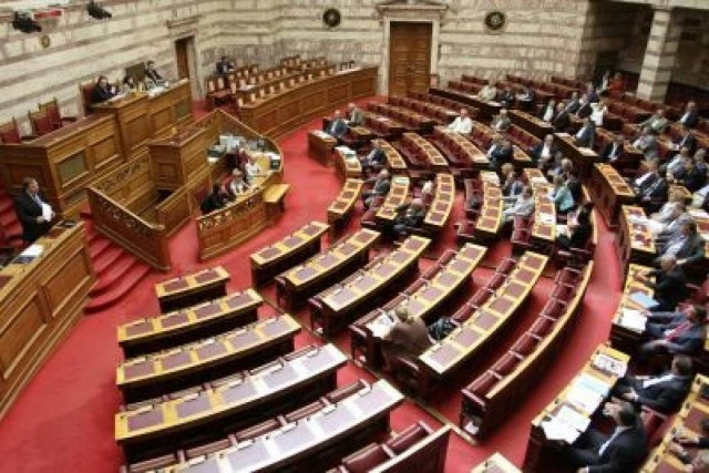 Άρχισε στη Βουλή η συζήτηση για το πολυνομοσχέδιο