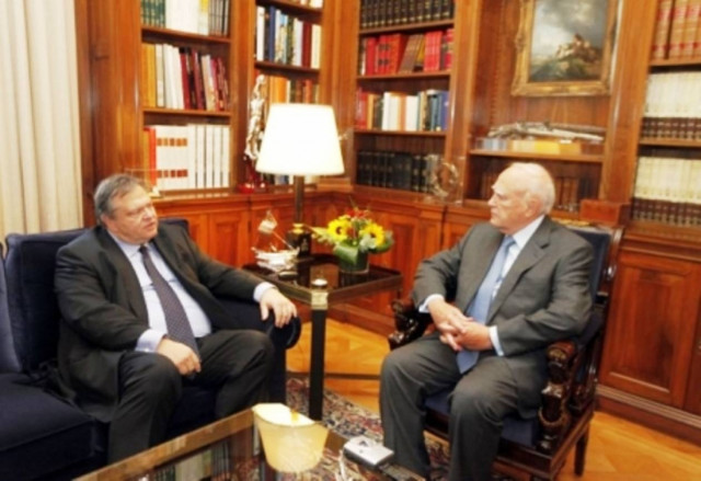 Συνάντηση Παπούλια – Βενιζέλου