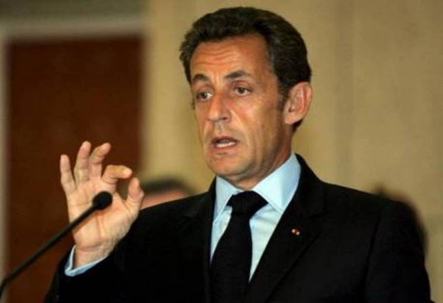 Κρύος ιδρώτας λούζει τον Σαρκοζί