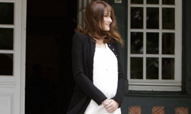 Σε πελάγη ευτυχίας Μπρούνι - Σαρκόζι