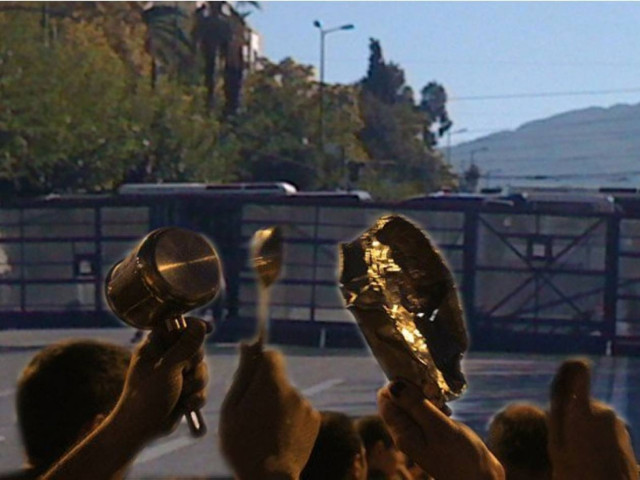 Η οργή κυκλώνει το Κοινοβούλιο - Στήθηκε ο φράχτης