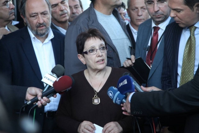Η Παπαρήγα «δείχνει» τον ΣΥΡΙΖΑ ως υποκινητή των επεισοδίων