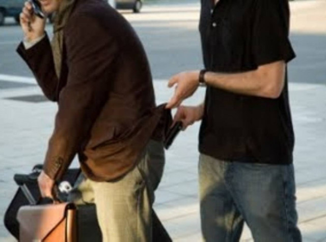 Τον ξυλοκόπησαν για λίγα χρήματα