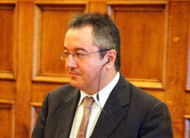 Μόσιαλος: Προτεραιότητα οι διαπραγματεύσεις