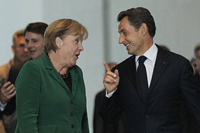 Σκληρό πόκερ για Ελλάδα και ευρώ