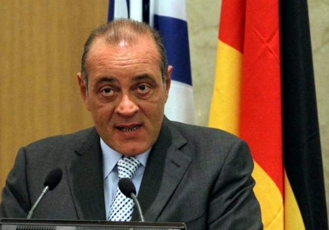 ΣΕΒ:Καταστροφικές οι συνέπειες από ένα «κούρεμα» 50%