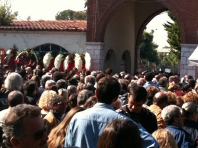 Με θερμό χειροκρότημα αποχαιρέτησαν τον Δ. Κοτζαρίδη