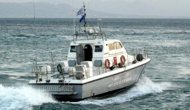 Μεταφορά 85χρονης ασθενούς από τους Λειψούς