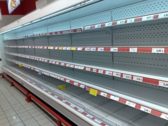 Άδειασαν στην Κέρκυρα τα Σούπερ μάρκετ