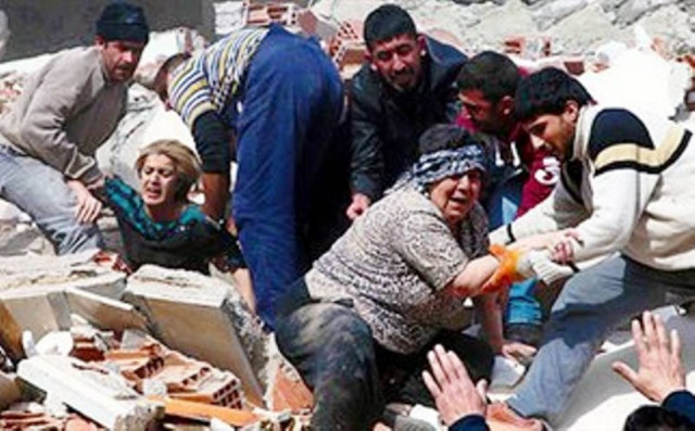 Ξεπέρασαν τους 200 οι νεκροί στην Τουρκία