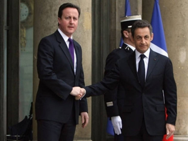 Φραστική επίθεση Σαρκοζί σε Κάμερον