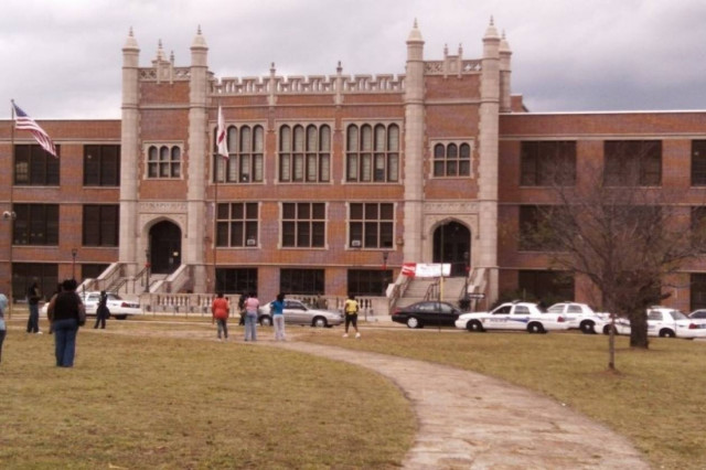 Πυροβολισμοί σε αμερικανικό σχολείο