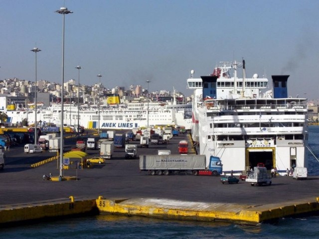 Κατασκευή του νέου προβλήτα στον Πειραιά