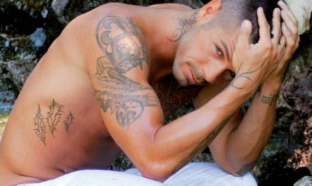 Ο Νίκος Γιγουρτάκης σε tattoo