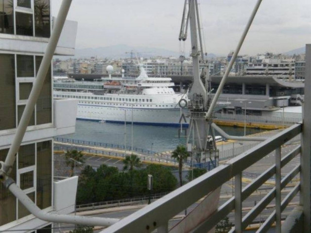 Στο Χατζηκυριάκειο το Λιμεναρχείο Πειραιά