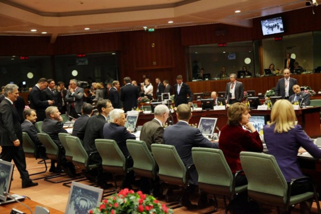 Σε ξένα χέρια οι τύχες της Ελλάδας