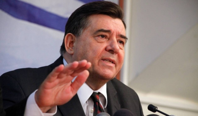 Επίθεση Καρατζαφέρη στην κυβέρνηση