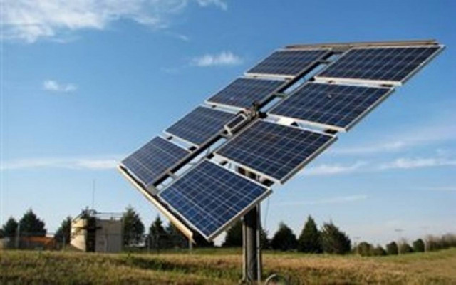 Διπλασιάστηκαν τα φωτοβολταϊκά