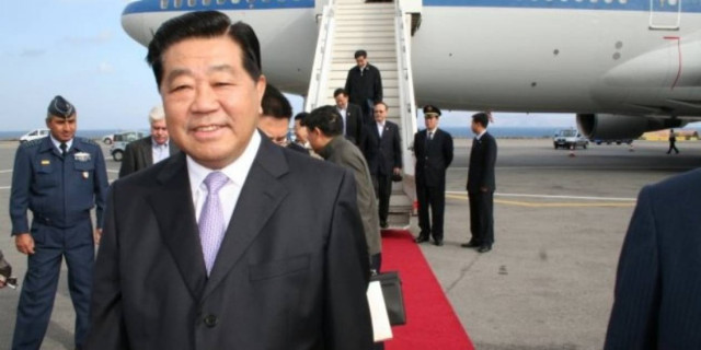 «Πέρασαν» τους Κινέζους για Έλληνες πολιτικούς!