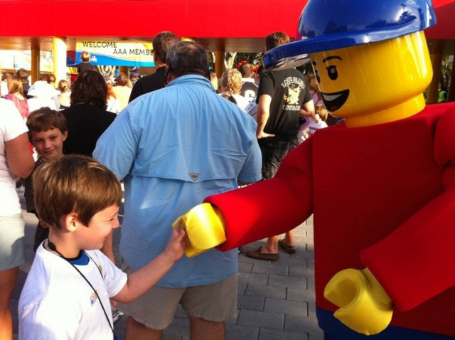 ΗΠΑ: «Συνέλαβαν» γιγάντια κούκλα