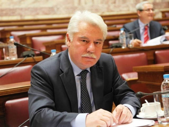 Κόντρα Μαγκούφη-ΣΥΡΙΖΑ για τη χειροδικία