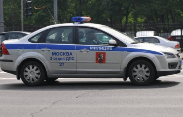 Γυμνός «πρωταγωνιστής» ανθρωποκυνηγητού στη Μόσχα