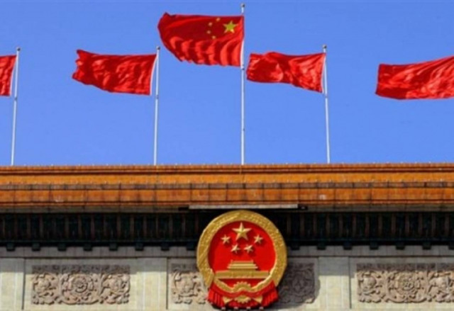 Κίνα προς ΕΕ: Μην περιμένετε να σας σώσουμε