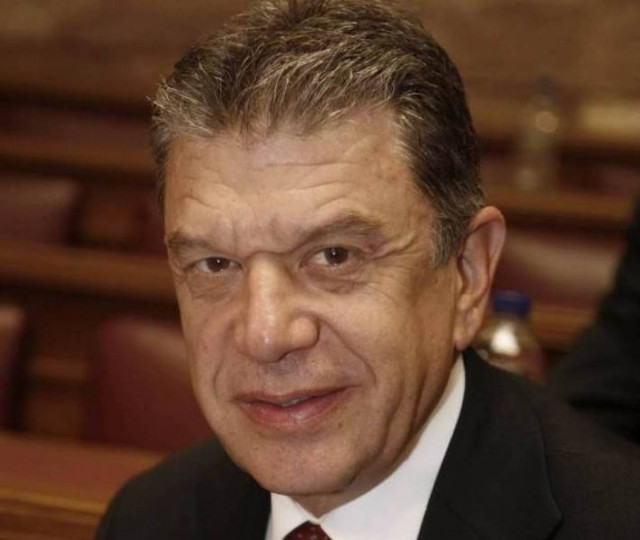 Βούρος: Κυβερνητική 11άδα με ανθρώπους εκτός πολιτικής