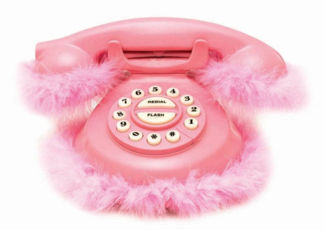 Ίδρυμα της Λέσβου δαπάνησε 4.000 ευρώ για ροζ τηλέφωνα!