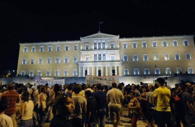Στο Σύνταγμα οι «Αγανακτισμένοι»