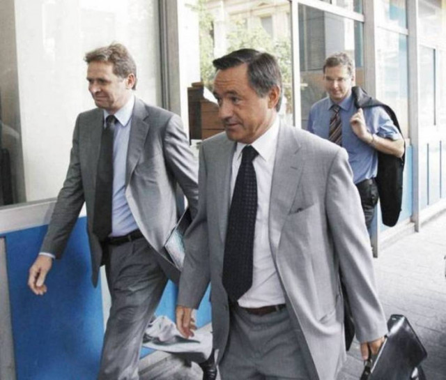 Ελλάδα- τρόικα: Για πάντα μαζί…