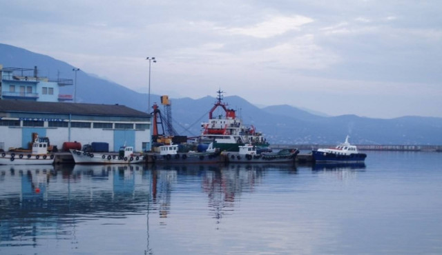 Ακινητοποιήθηκε αλιευτικό στην Καλαμάτα