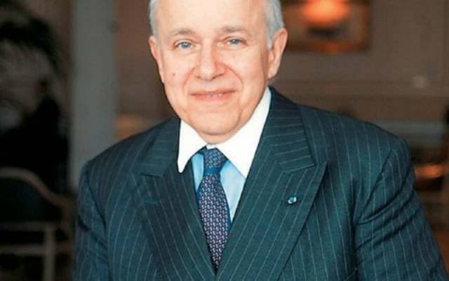 Στην Κύπρο ο Β. Μαρκεζίνης