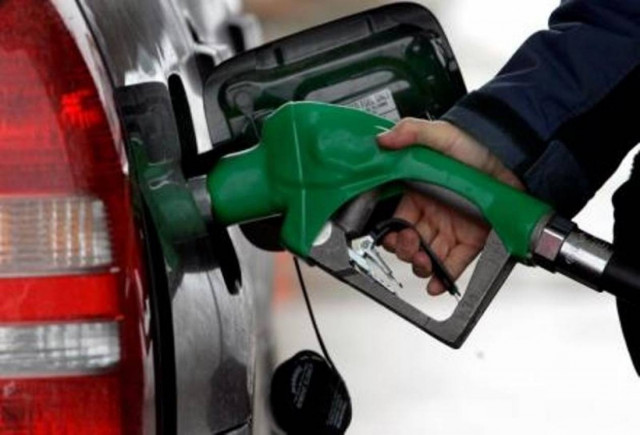 Μπήκαν με όπλο σε βενζινάδικο