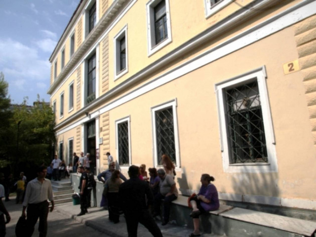 Αναστέλλονται οι κινητοποιήσεις των δικαστών