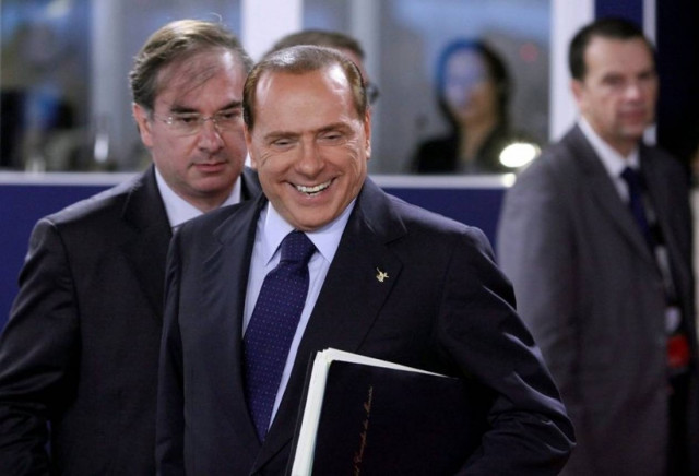 Ο Μπερλουσκόνι αρνήθηκε την οικονομική βοήθεια του ΔΝΤ