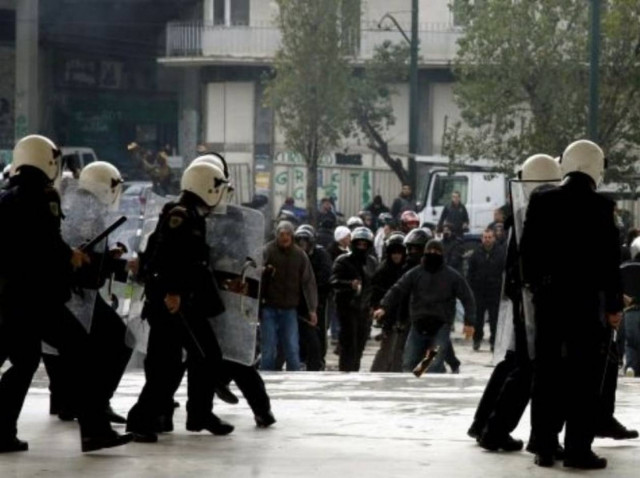 Αναβολή στη δίκη Φιλόπουλου με μικροεπεισόδια