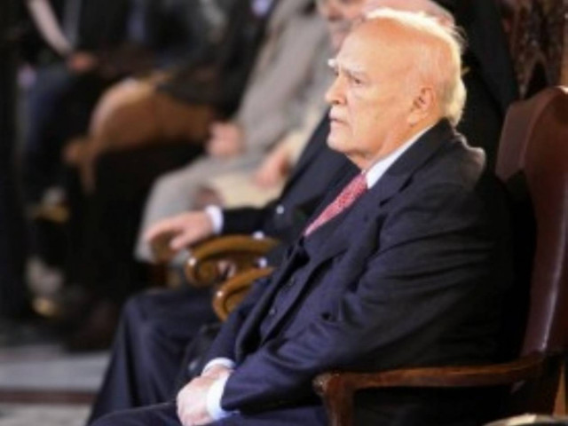 Το πολιτικό τσουνάμι και η απουσία του Παπούλια!