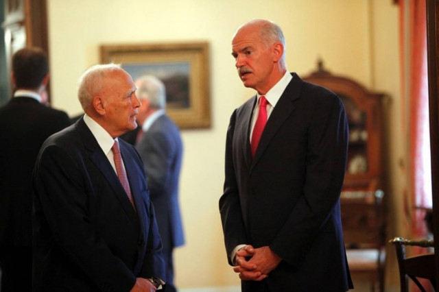 Δεν άνοιξε τα χαρτιά του ο Παπανδρέου