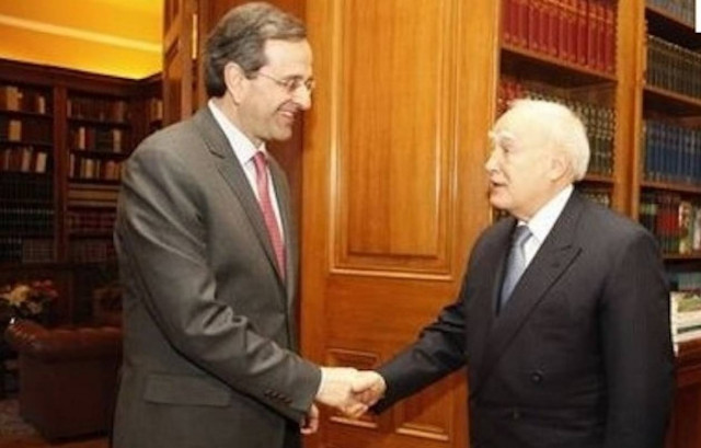 Σε εξέλιξη η συνάντηση Σαμαρά-Παπούλια