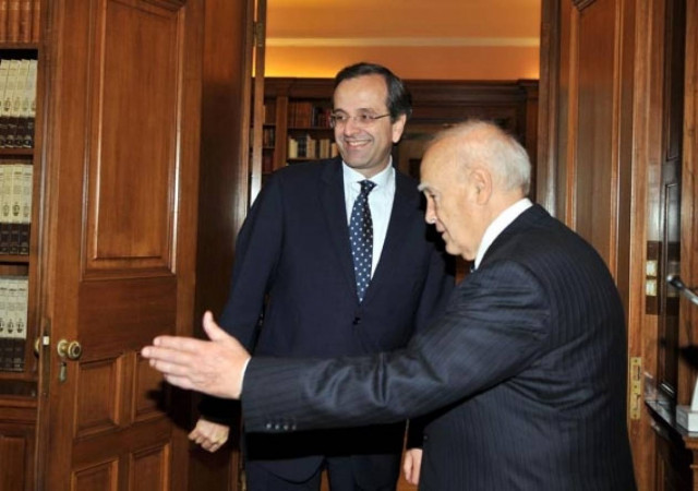 Στον Κ. Παπούλια ο Σαμαράς