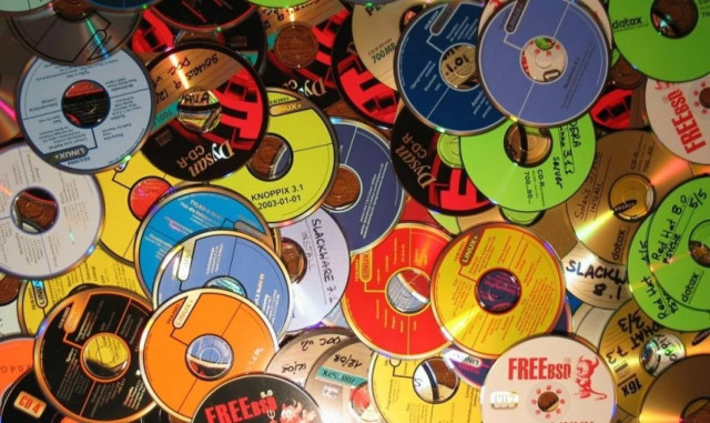 Τα CD τελειώνουν το 2012!