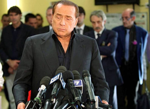 «Παράταση» μιας εβδομάδας για τον Μπερλουσκόνι