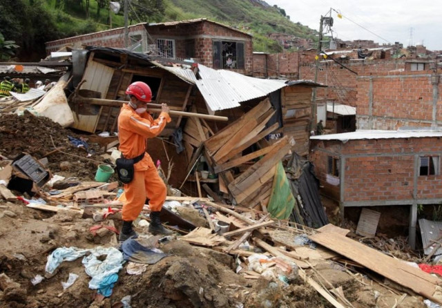 Κολομβία: Στους 35 οι νεκροί της κατολίσθησης