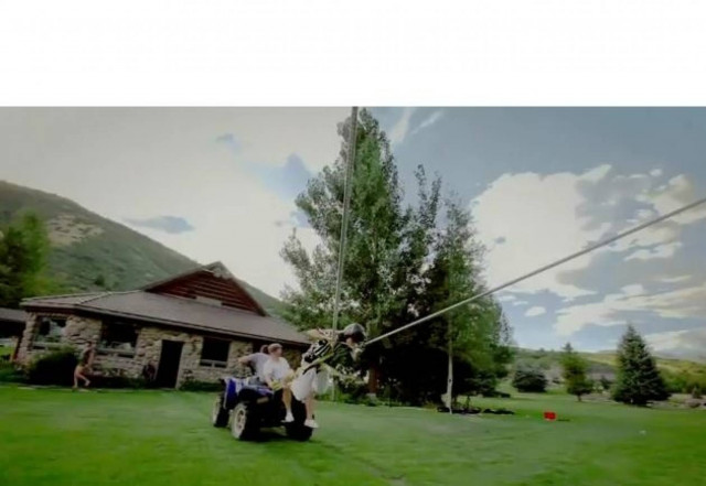 Άνθρωποι σε σφεντόνα