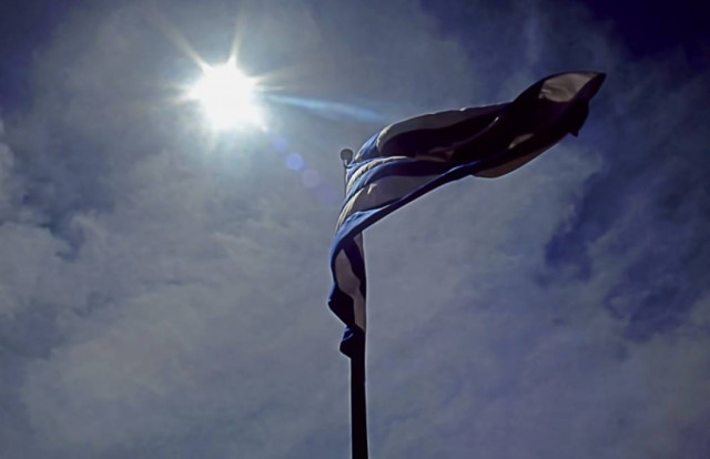 «H Ευρώπη εκβιάζει την Ελλάδα»