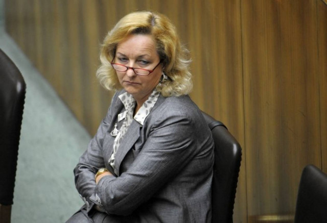 Στις γραπτές δεσμεύσεις της Ελλάδας εμμένει η Φέκτερ