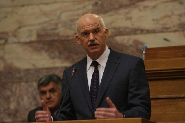 Από λεπτό σε λεπτό οι δηλώσεις Παπανδρέου